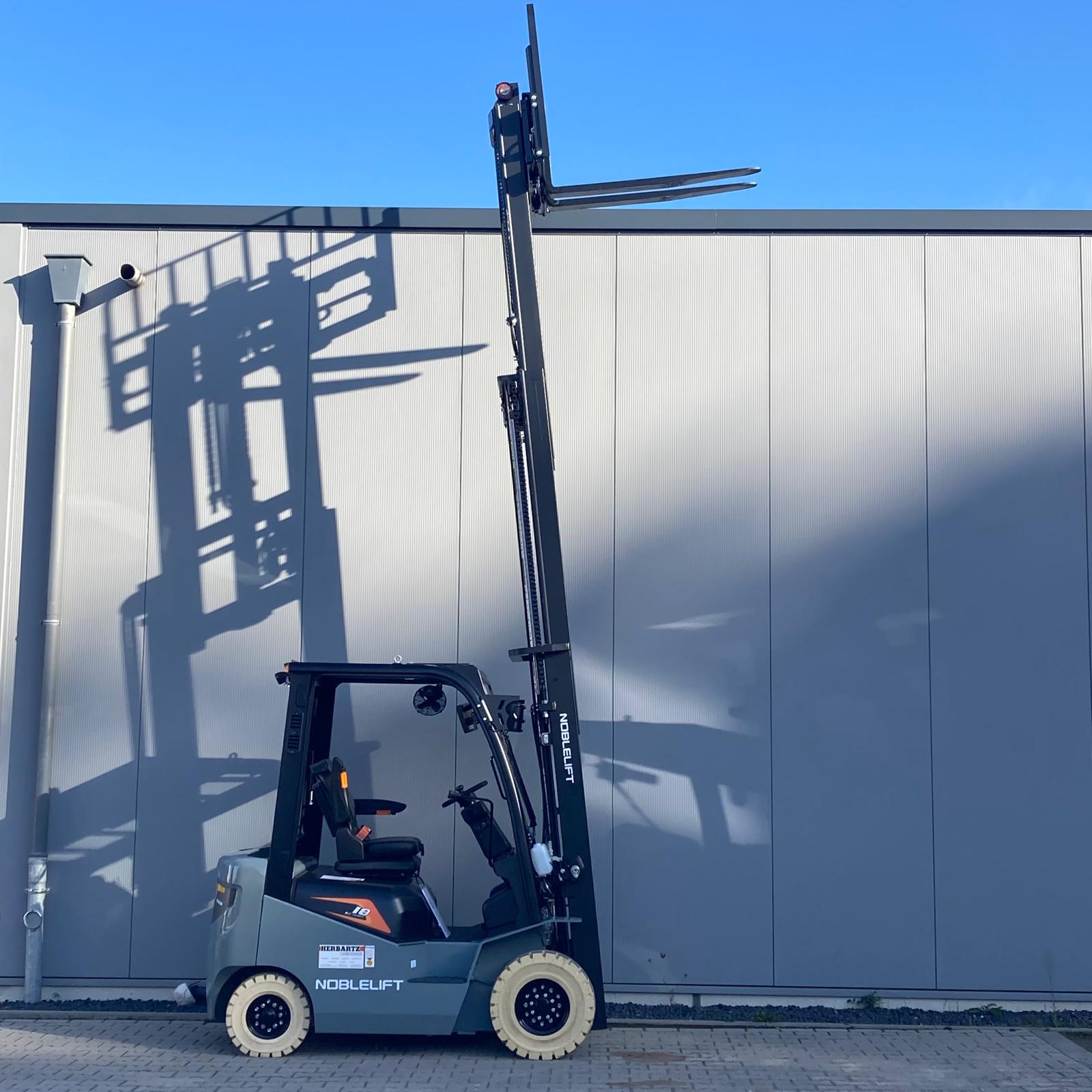 Elektro 4 Rad NOBLELIFT CPD 18 4 Elektro 4 Rad NOBLELIFT CPD 18 – Bild 4