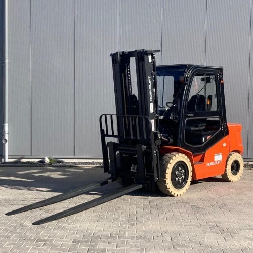 Elektro 4 Rad NOBLELIFT CPD 38